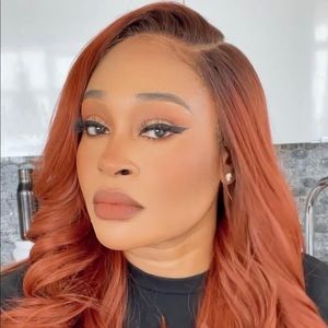 Meet your posher, Janet 🥰